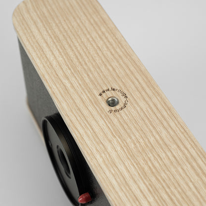 Lerouge 612MK2 handmade analog wooden pinhole camera - detail